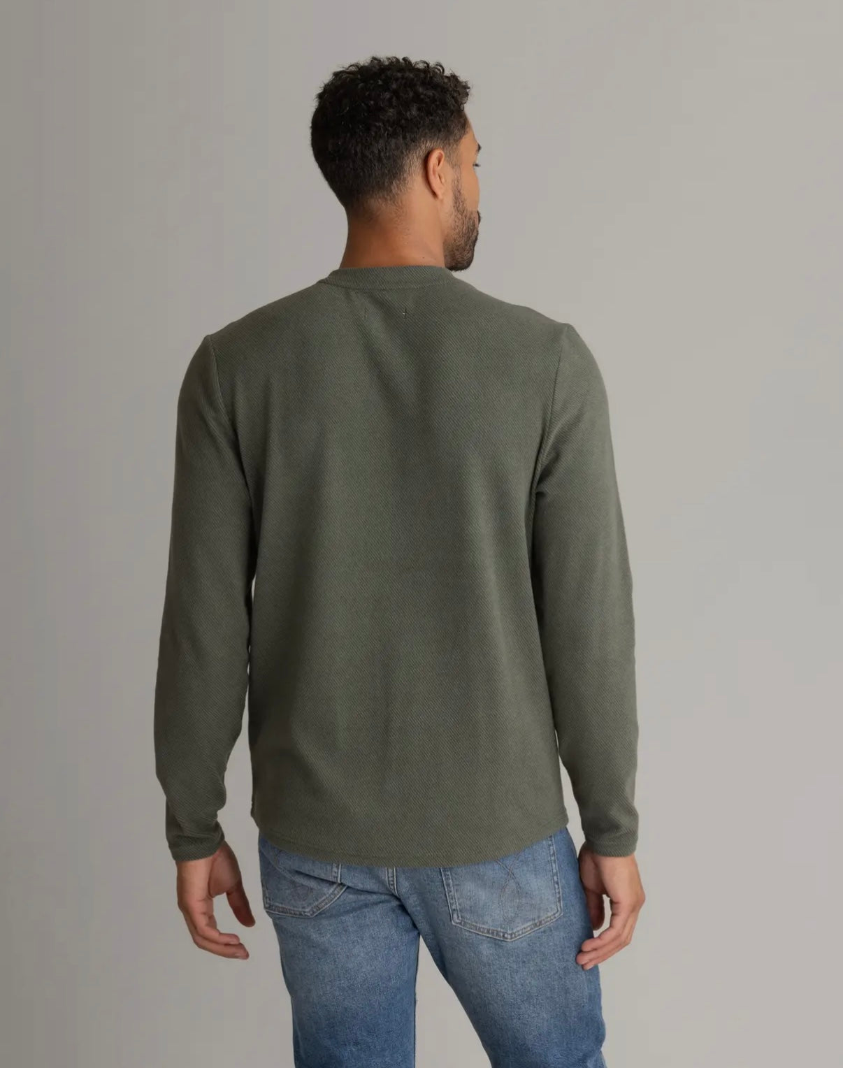Men’s Oak Stretch Flannel Henley