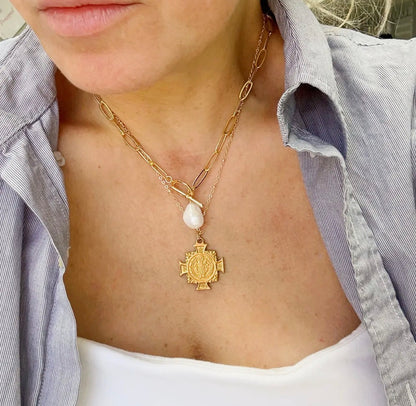 Pearl of the Lake Necklace